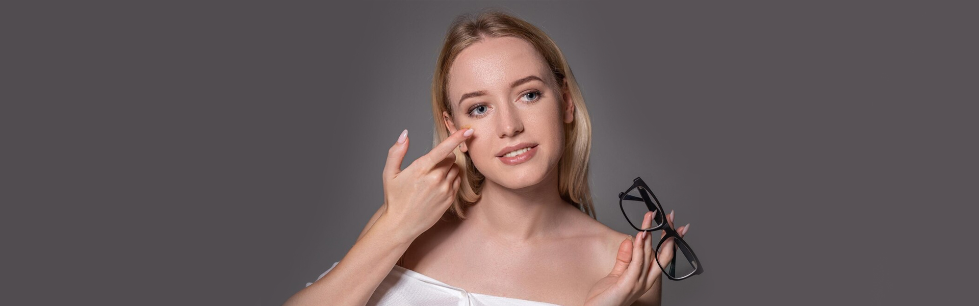 Switching from Glasses to Contact Lens: What Are the Benefits and Downsides?