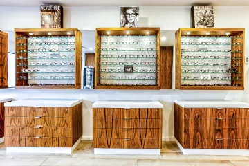 Glasses & Frames in Showcase